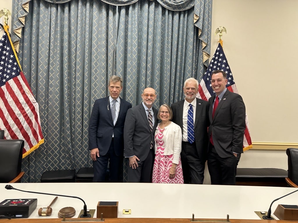 Rep. Miller-Meeks Hosts Capitol Hill Briefing Showcasing Breakthroughs in Healthcare AI